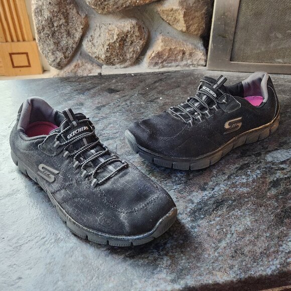 Sketchers Black Relaxed Fit Memory Foam Slip-On Sneakers Size 8.5 - Picture 2 of 15